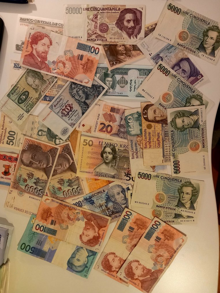 Monde. - 35 Banknotes - Various Dates (Sans prix de réserve) #1.0