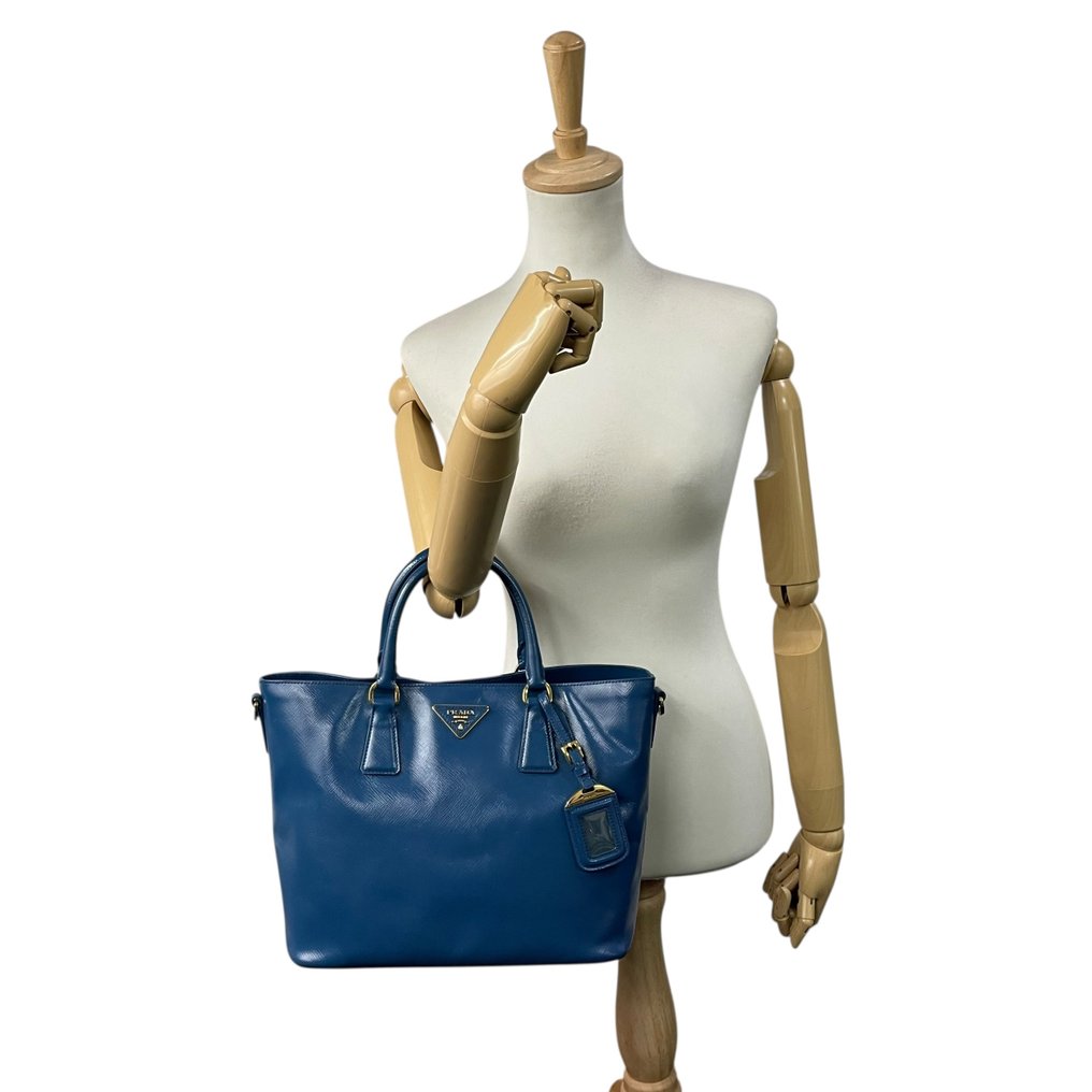 Prada - Galleria Saffiano Leather 2Way Tote Shoulder Bag with Triangle Logo Plate - Mulepose #3.2