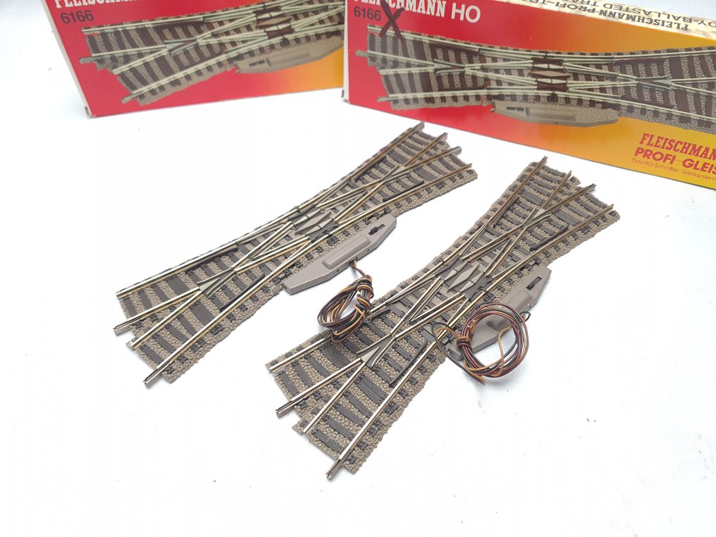 Fleischmann H0 - 6166 - 模型火車軌道 (2) - 2 x PROFI 电动十字换向器 #1.0