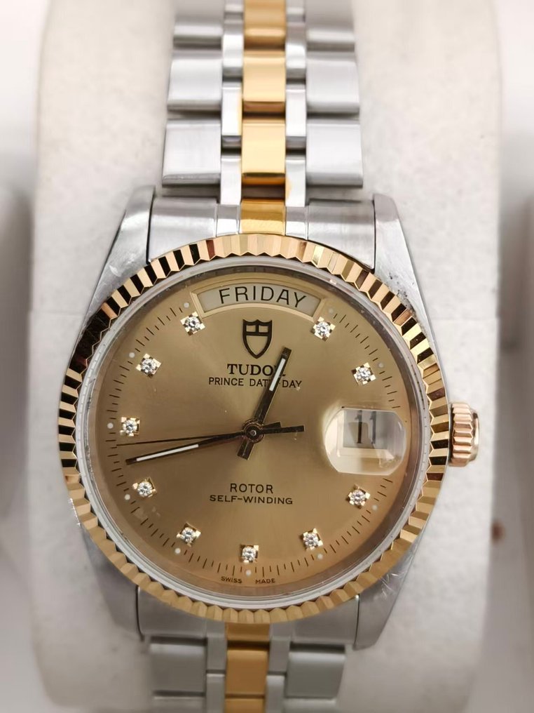 Tudor - Prince Date - Bez ceny minimalnej
 - 74033 - Mężczyzna - 2010-2020  #1.0
