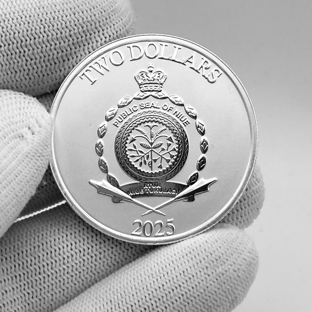 纽埃. 2 Dollars 2025 – Disney Season’s Greetings – 1 oz Silver coin – Ag .999 – BU  (没有保留价) #4.3