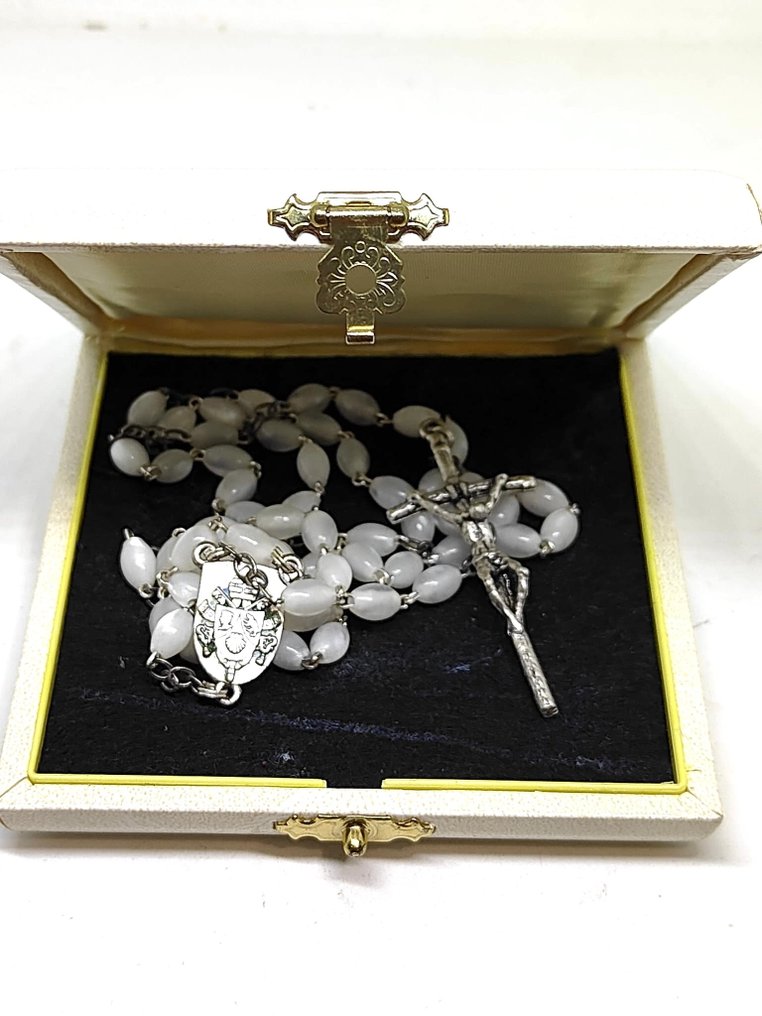  天主教念珠 - 本笃十六世教皇的银色念珠已被捐赠并获得祝福。 - 2000-2010  #1.0