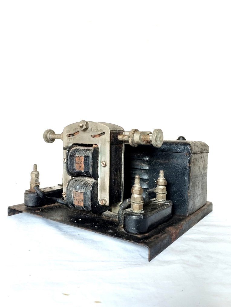Ancien redresseur/transformateur industriel , scientifique Westinghouse , OXYMETAL - Όργανα μέτρησης - Μέταλλο, Ορείχαλκος - 1930-1940 - ηλεκτροτεχνία #1.0