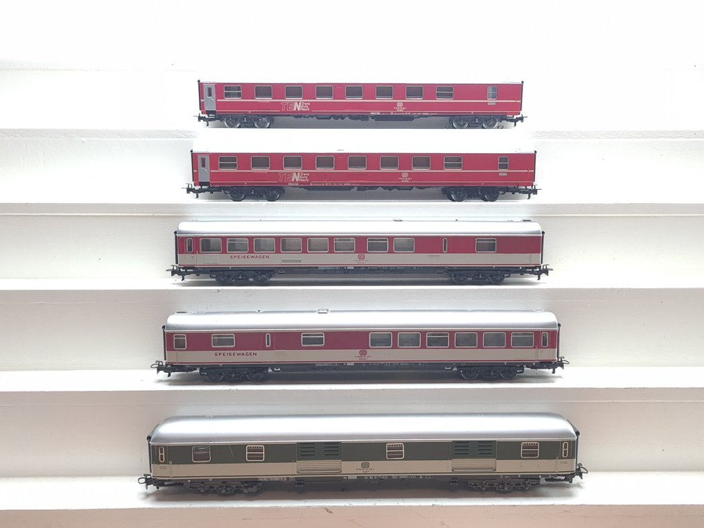 Märklin H0 - 4093/4094/4150 - 模型客運火車 (5) - 5x 高速列车车厢 - DB #2.1