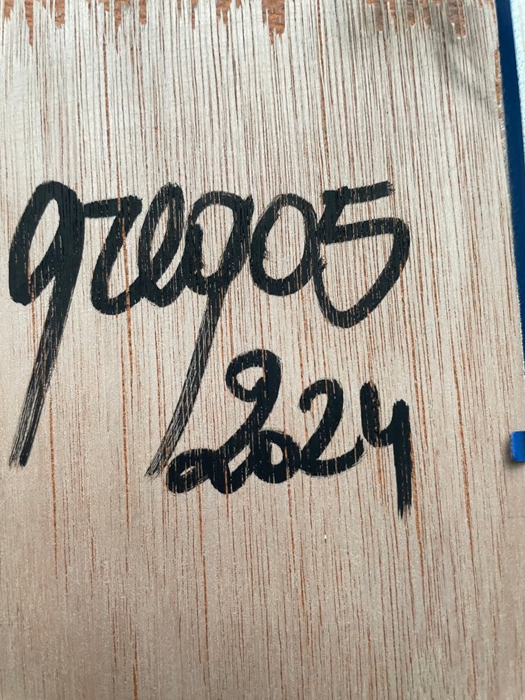 gregos - Small red smile on white background-blue frame #3.2