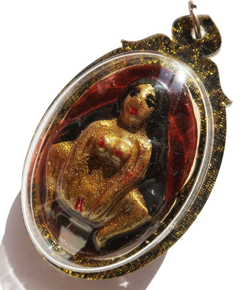 Amulette de la Dame Dorée : Charisme Suprême & Fortune Magnétique - Talisman #2.1