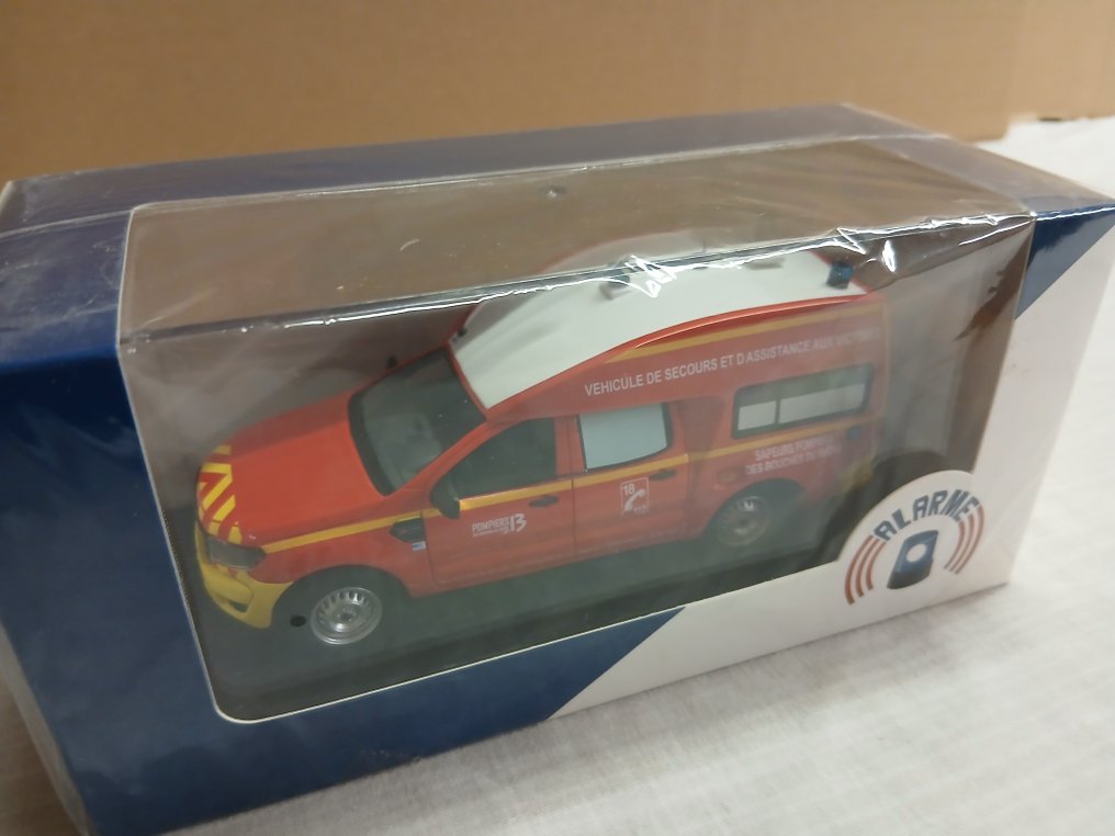 Momaco 1:43 - Model car - Ranger BSE 4 portes sanitaire SDIS 13 #1.0