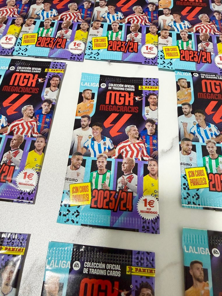 2023/24 Panini Megacracks Lamine Yamal Rookie - 15 Booster pack - Mint (M) #2.1