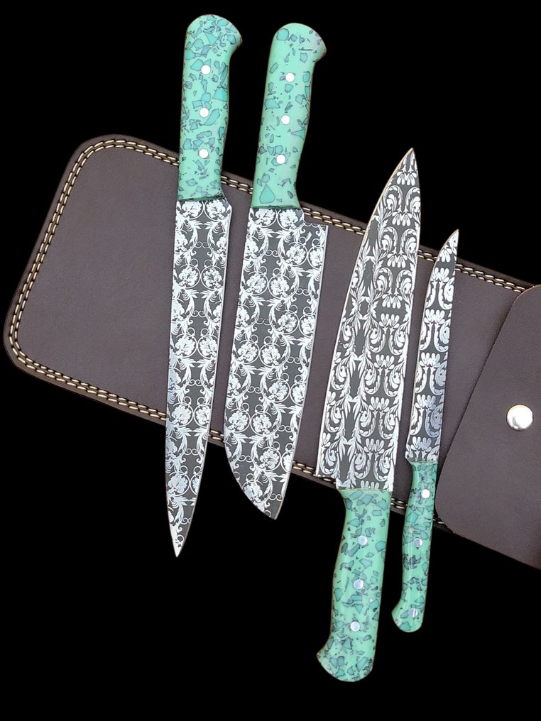 Kitchen knife - Chef's knife - Steel, Leather - Uruguay - With Leather poch #1.0