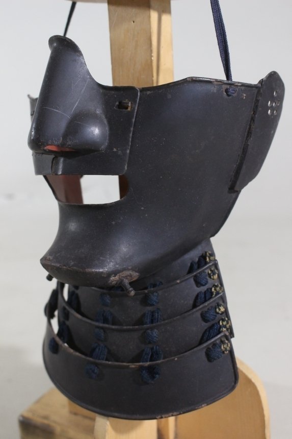 Mengu/Menpo - 日本 - 铁黑铸造妇女面罩武士盔甲：E3-142 江戶時代（1600-1868） #1.0