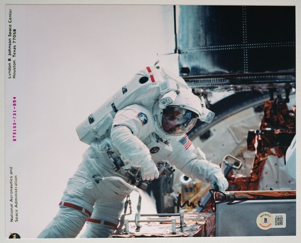 NASA Michael Foale 签名、与 Beckett 认证的照片 - 1980-1990 #3.2