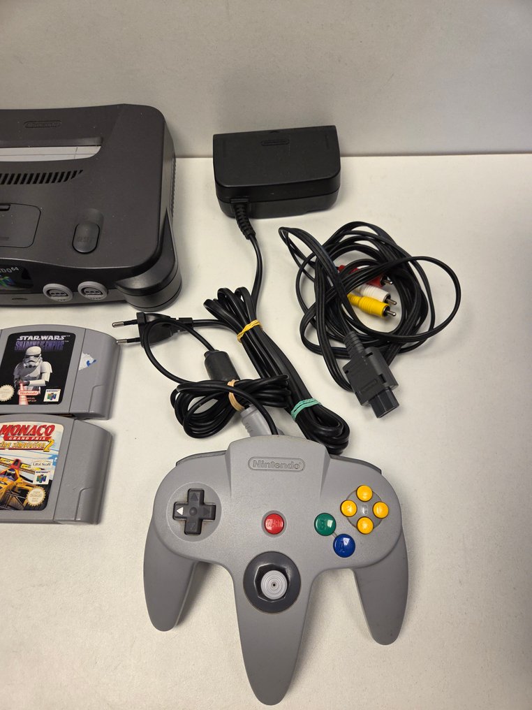 Nintendo - Nintendo 64 - Nintendo 64 console set met 4 cartridges - Κονσόλα βιντεοπαιχνιδιών - Χωρίς την αρχική του συσκευασία #3.2