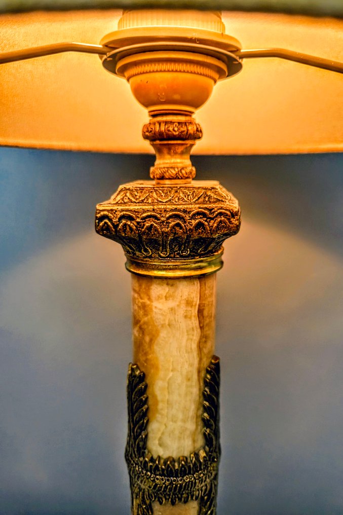 Επιτραπέζιο φωτιστικό - 3,6 κιλά - Πολυτελής λάμπα της εποχής του Αυτοκράτορα Ναπολέοντα ΙΙΙ - 58 εκ. - Μάρμαρο, Μπρούντζος #1.0