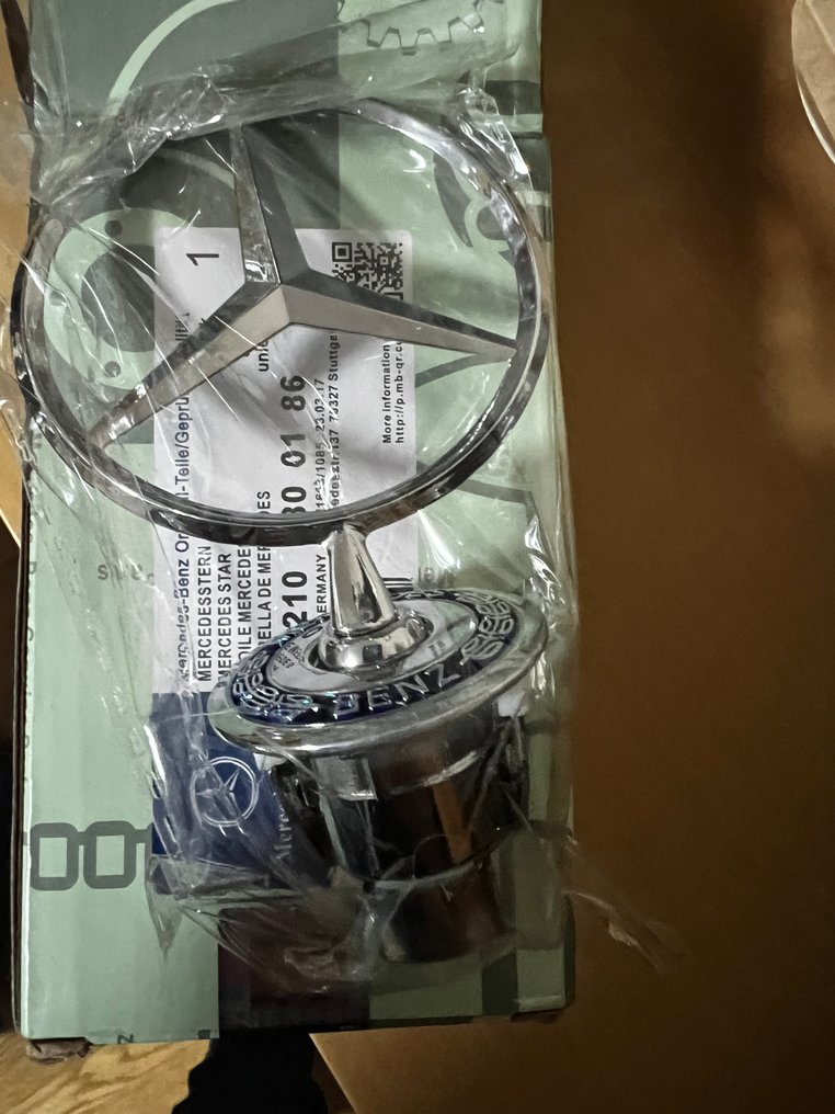 Mascota/emblema de capó - Mercedes-Benz #1.0