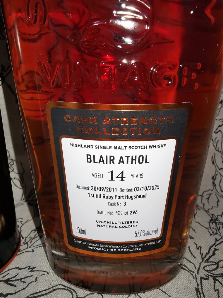 Blair Athol 2001 14 years old 1st Fill Ruby Port #3 - Cask Strength Collection - Signatory Vintage  - b. 2011  - 70cl #2.1