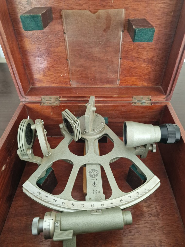 Sextante - Alumínio - VEB Freiberger - Complete com estojo/manual #1.0