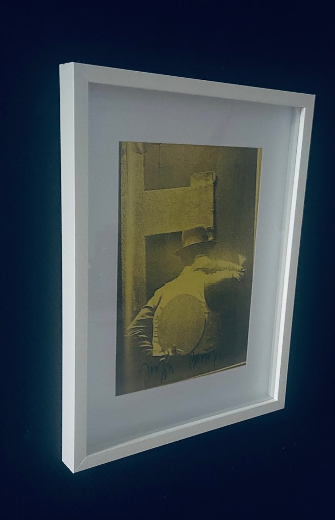 Joseph Beuys (1921-1986) - Performance „I like America“ Gallery Bloch New York 1974, #2.1