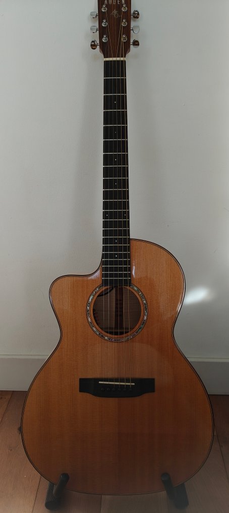 Auden - Artist 45 Series Chester Maple/Spruce Left Handed Cut Away - - Ημιακουστική κιθάρα - Ηνωμένο Βασίλειο - 2020 #1.0