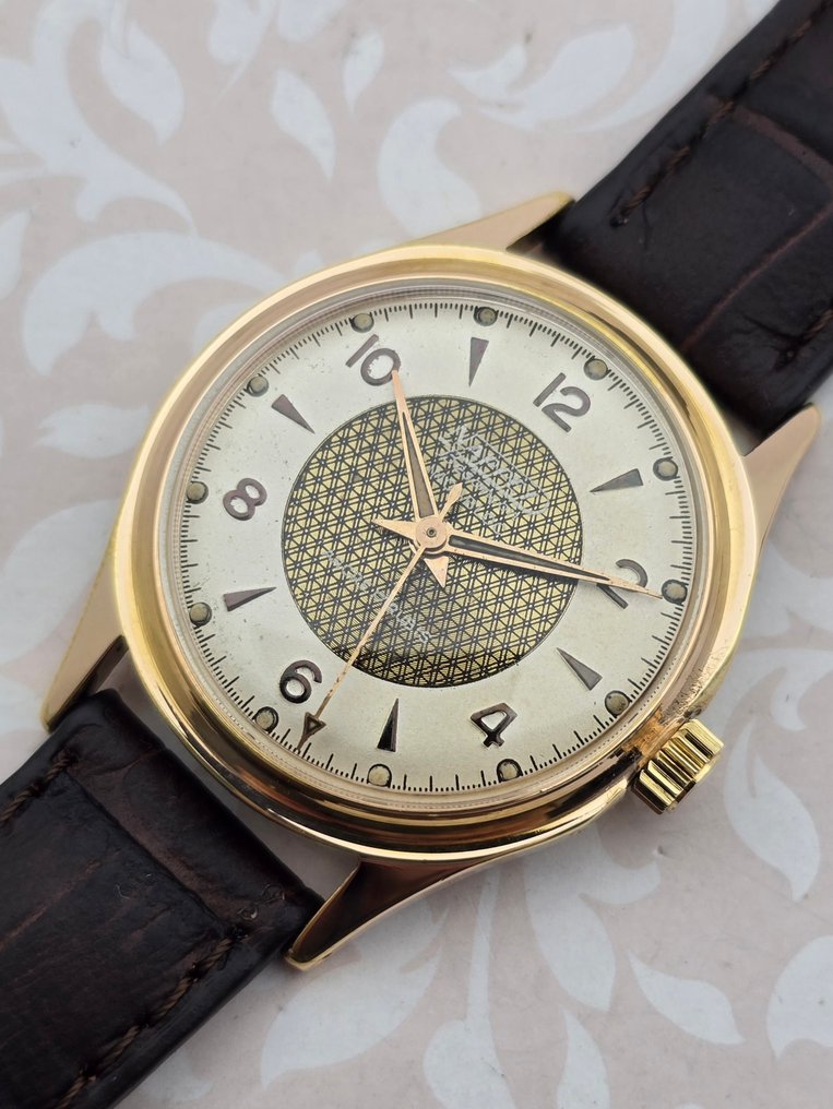 Nappey - Classic - Ingen mindstepris - Mænd - 1970-1979  #3.2