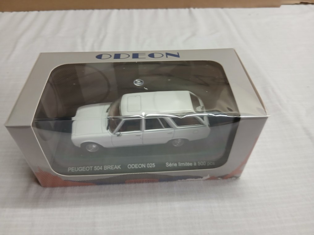 Odeon 1:43 - Modellbil - Peugeot 504 Break #3.2