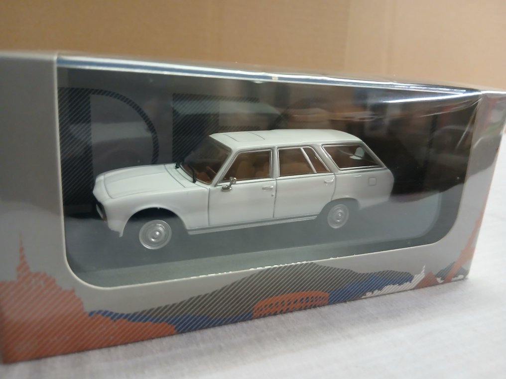 Odeon 1:43 - Modellbil - Peugeot 504 Break #1.0