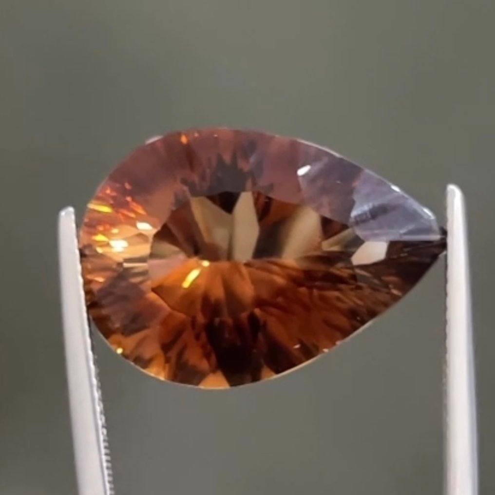 没有保留价 橙色 黄宝石 - 24.37 ct - 国际有色宝石协会(ICA GemLab) - Champagne Whisk Topaz #1.0