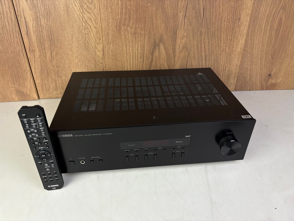 Yamaha - R-S2020 - DAB+ Solid state meerkanaals receiver #4.3