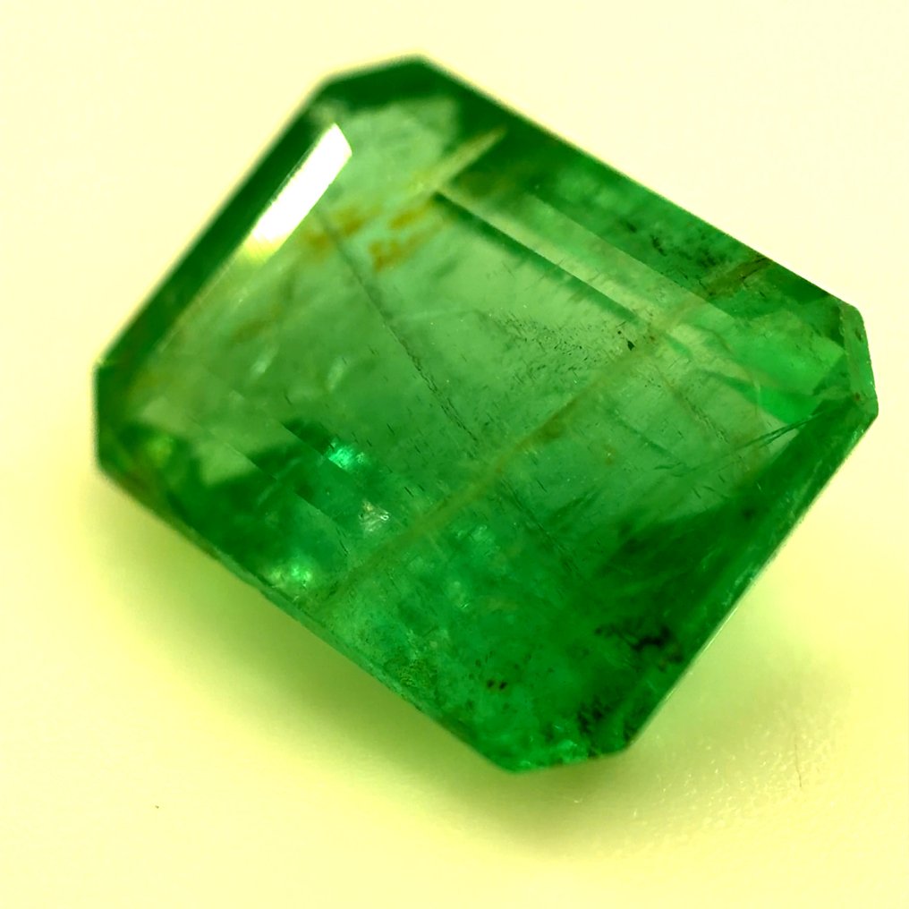 χωρίς τιμή ασφαλείας - 1 pcs  Πράσινο Σμαράγδι  - 3.36 ct - International Gemological Institute (IGI) - Φυσικό σμαράγδι #2.1