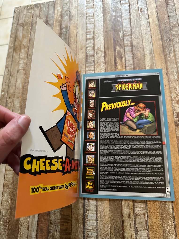 Ultimate Spider-Man (Vol. 1) #6 - Big Time Super Hero - Signed by Mark Bagley - 1 Signed comic - EO - 2001 #2.1