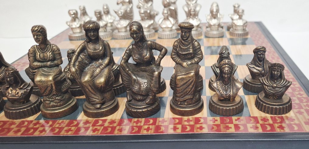 Chess set - Las Damas - Metal #2.1
