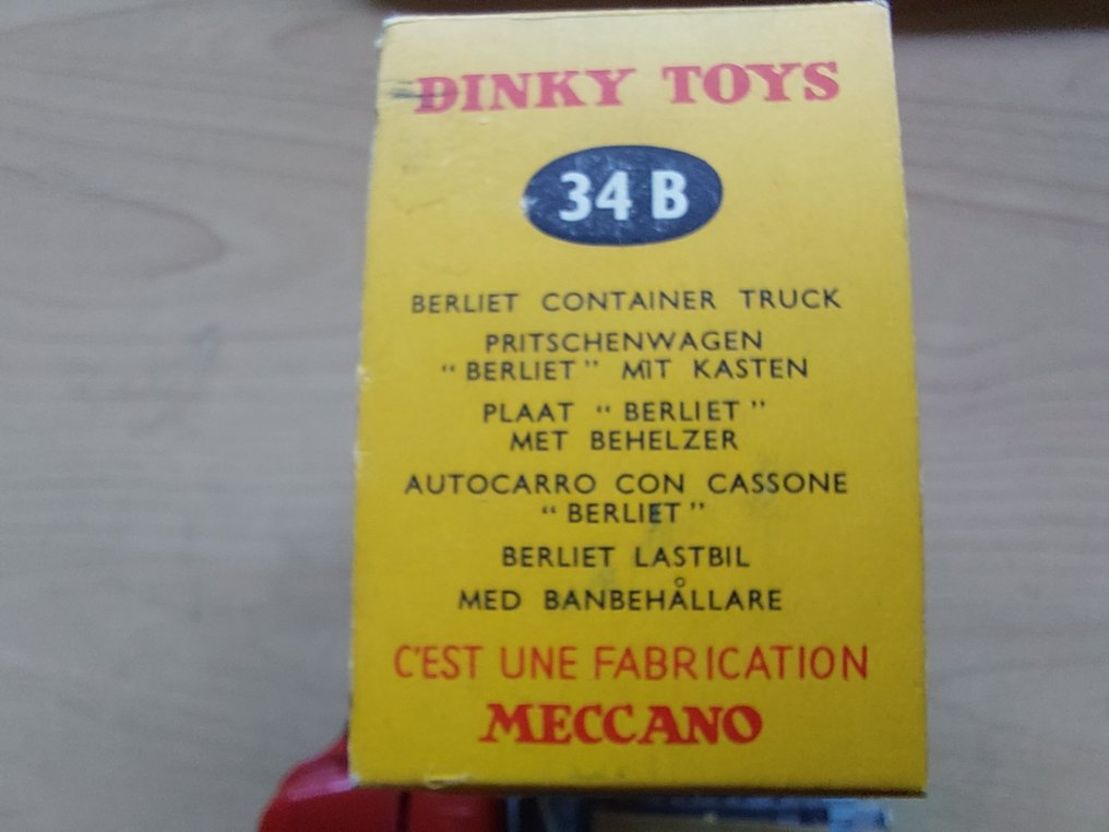 Dinky Toys 1:43 - 模型貨車 - Berliet Container Truck 34B #1.0