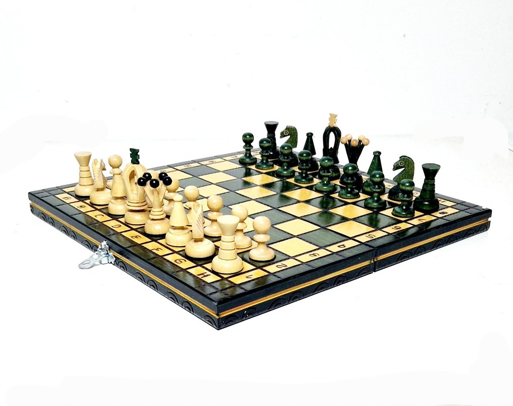 Chess set - Wood #1.0