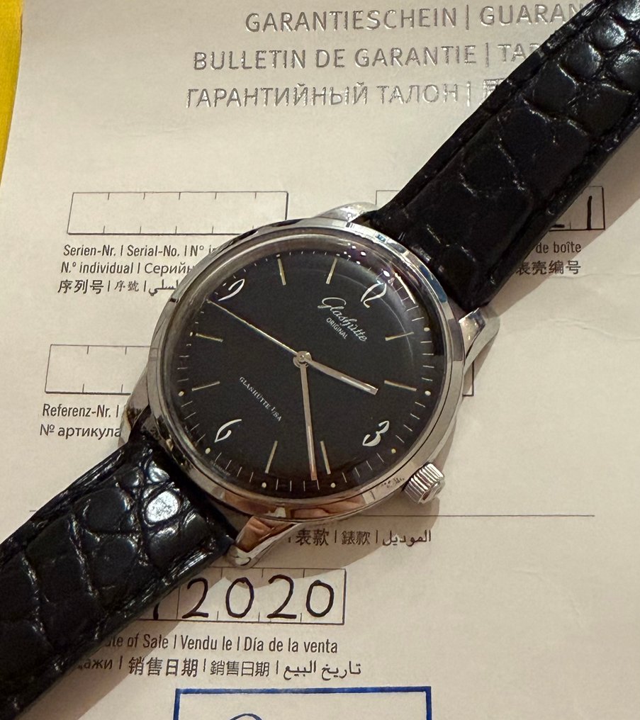 Glashütte Original - Sixties - 1-39-52-04-02-04 - Mænd - 2020 #1.0