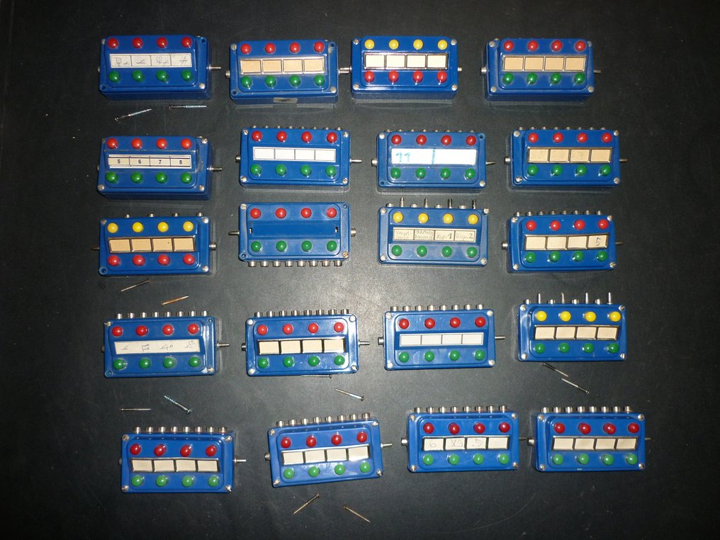 Märklin H0 - 7210 + 7072 + ? - Model train attachment (20) - Push button control panels / Contact blocks #2.1