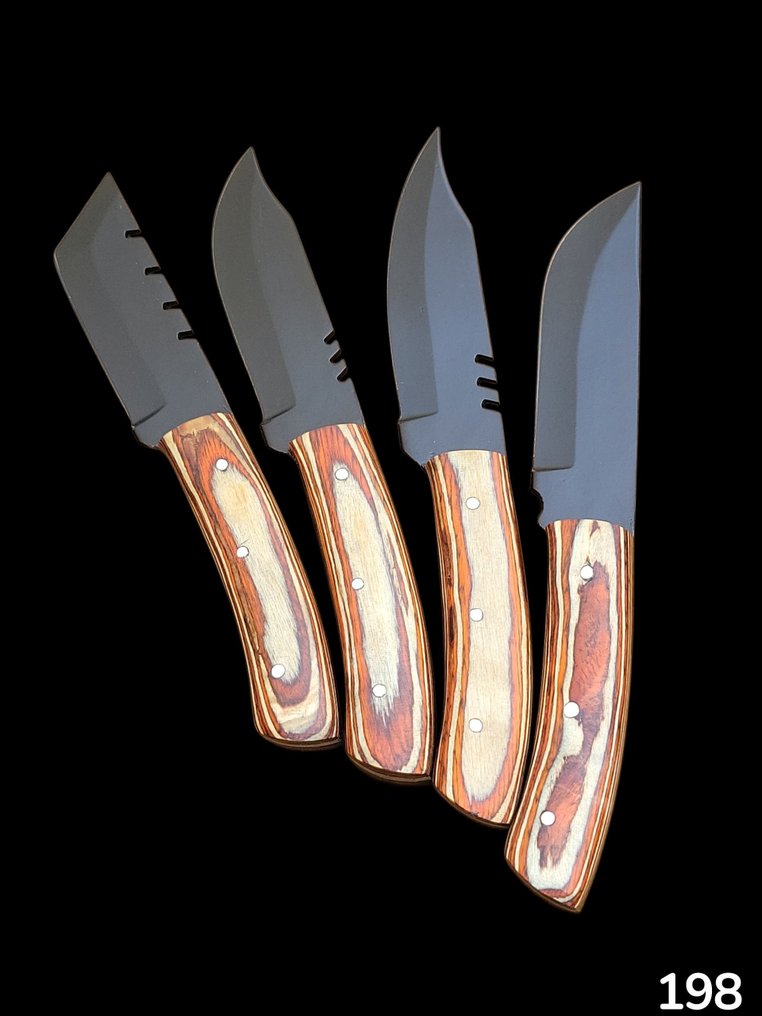 Cuchillo de mesa (4) - Acero, Madera - Con cuero poch #1.0