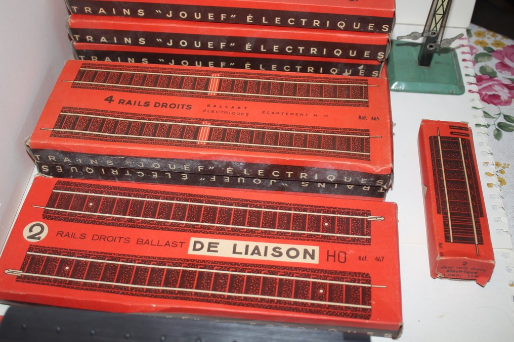 Jouef H0 - 833 - Tågset (36) - BB 9201 + 6 diversvagnar + 28 räls + 1 sémaphore - SNCF #2.1