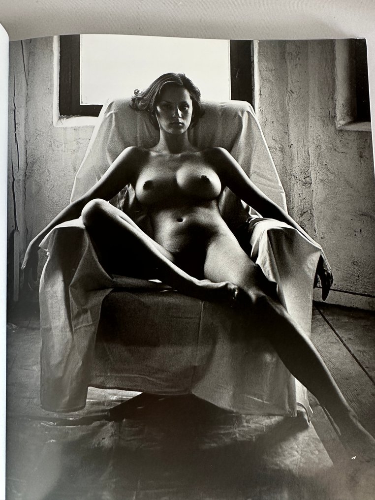 G.Rattei;  K.Ender ; G.Weber - Lot aus 4 Büchern  --  Das Aktfoto. Werk  --  Nackt zwischen Dornen -- Aktfotografie und - 2001-2019 #1.0