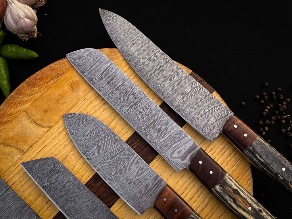 R.S Knives - 厨刀 -  厨师刀 - 彩色 pakkawood 板，玫瑰木垫片，钢针/扭纹刀片，锋利的边缘 - 英国 - 五件厨师刀套装 #4.3