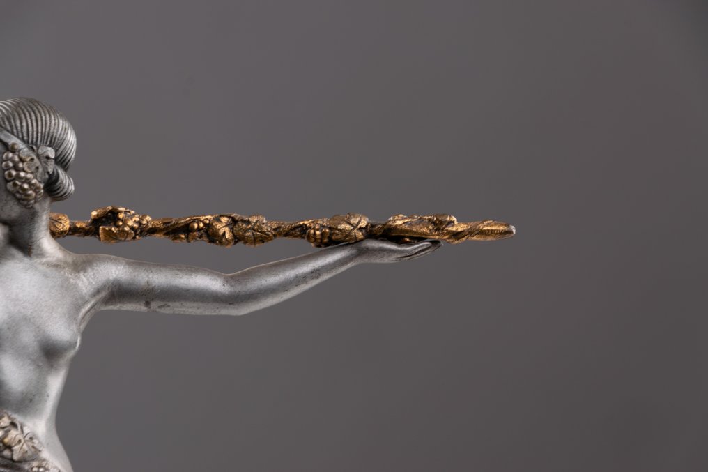 Pierre Le Faguays (1892–1962) - Szobor, "Dancer of Thyrsus" - 27.5 cm - Ezüstözött bronz, Aranyozott bronz #4.3
