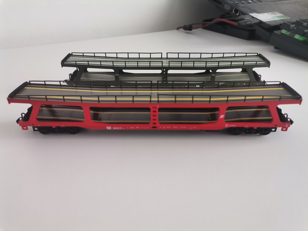 Kleinbahn H0 - 342/362 - Τρένο μοντελισμού μεταφοράς εμπορευμάτων (4) - 2 box wagons και 2 double-deck car transport wagons. - ÖBB #3.2