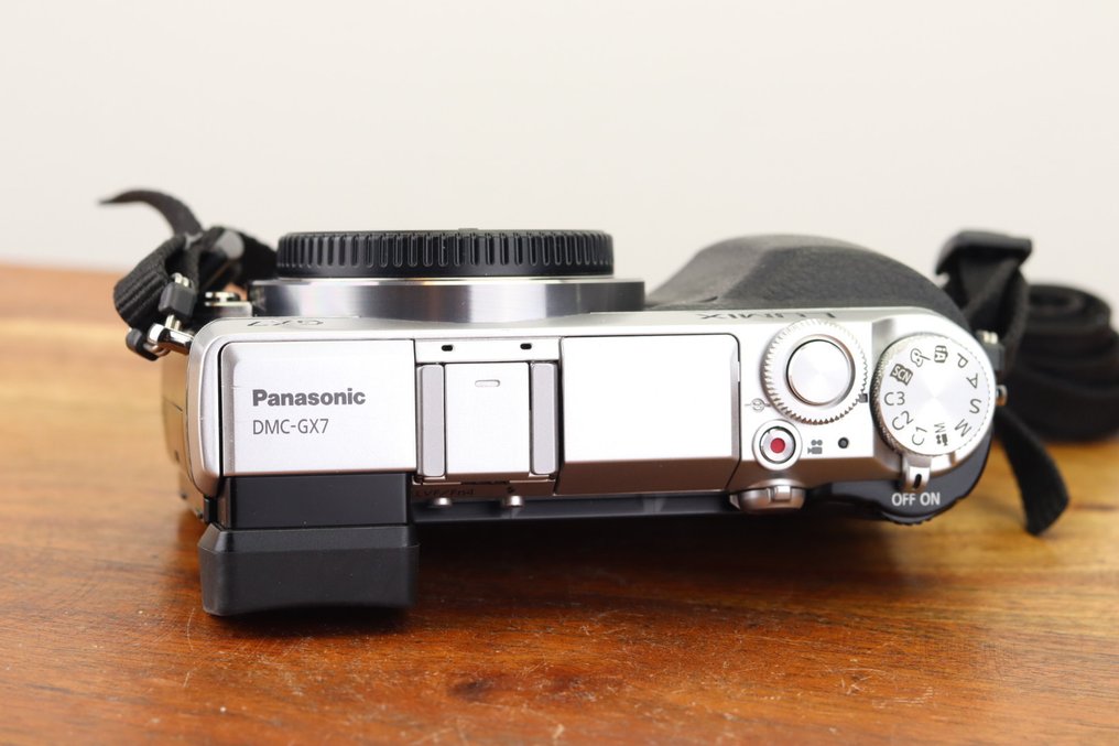 Panasonic Lumix DMC-GX7, Micro Four Thirds Body Digital camera #4.3