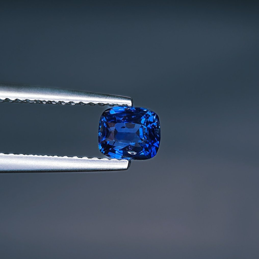 χωρίς τιμή ασφαλείας Μπλε Ζαφείρι - 1.01 ct - International Gemological Institute (IGI) - Χωρίς θέρμανση, χωρίς επεξεργασία. #1.0