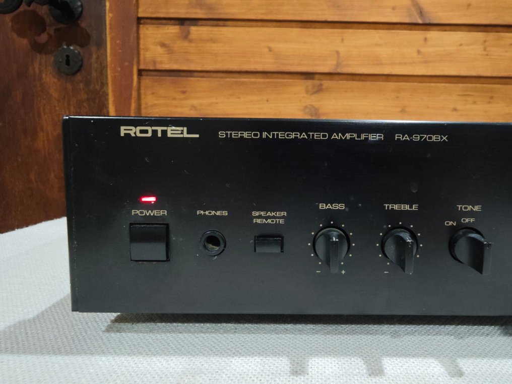 Rotel - RA-970BX Faststoff forsterker #2.1