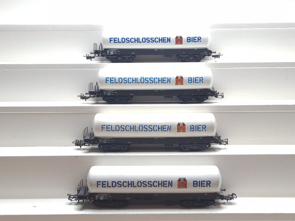 Märklin H0轨 - 4632 - 模型火车货运车厢 (4) - 4台 Ketelwagens 'Feldschlösschen Bier' - SBB-CFF #2.1