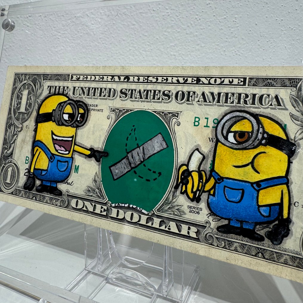 Tiziano Gagliardo (XX) - MINIONS VS CATTELAN banana #1.0