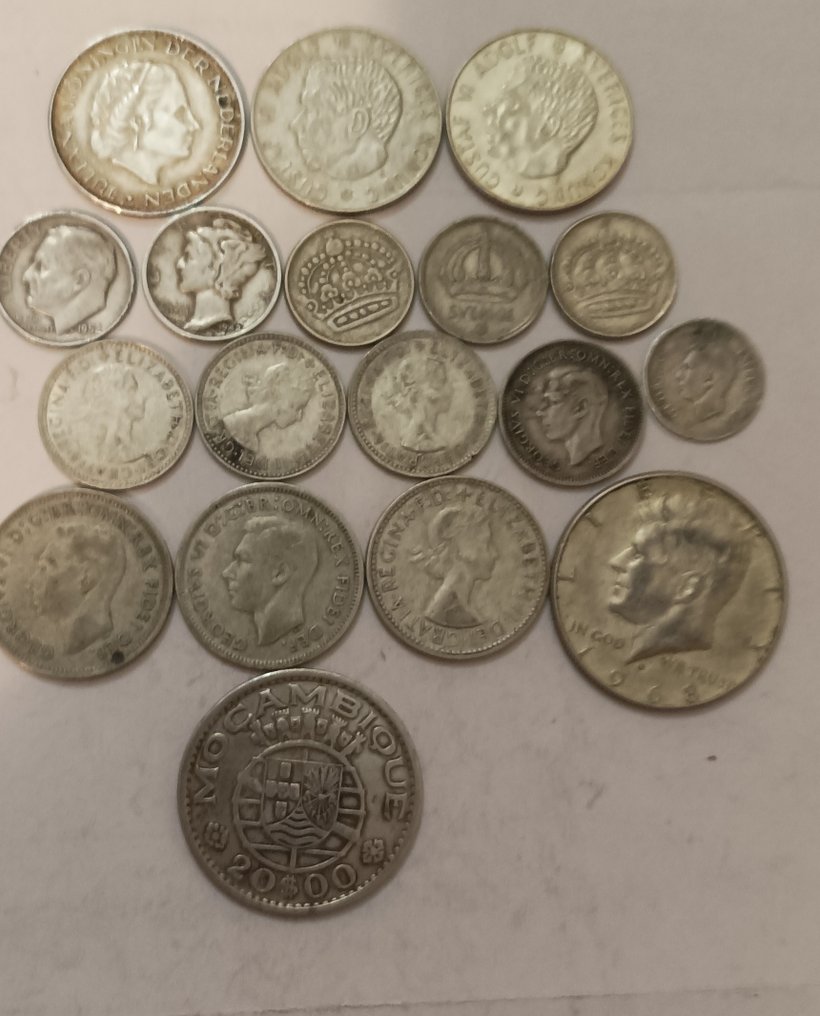 Világ. 18 pezzi di Argento 1942-1966 (Nincs minimálár) #1.0