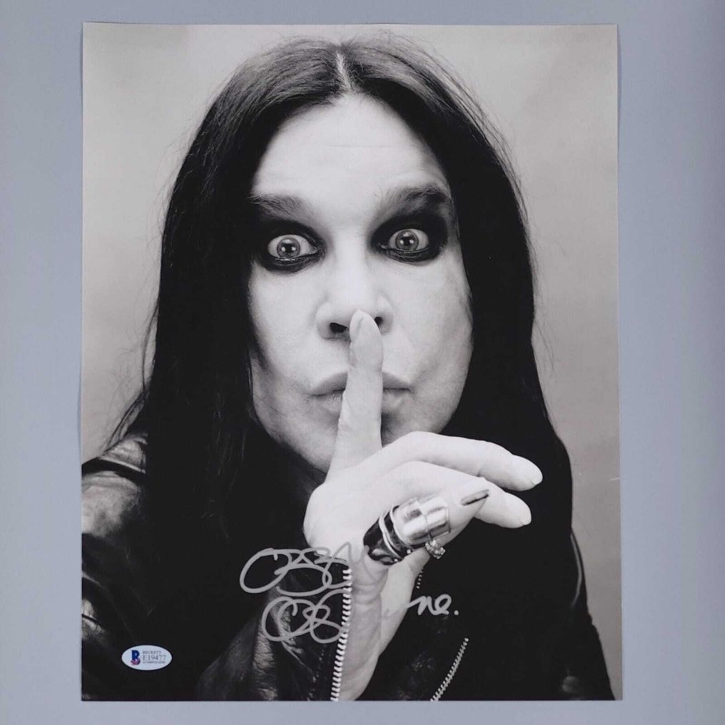 Ozzy Osbourne – Signed 11x14 Photograph – Beckett COA - Photo #4.3