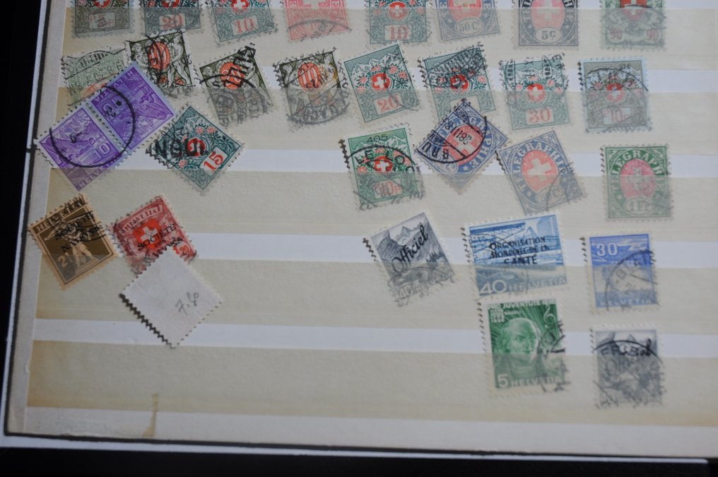 瑞士  - 在各种库存簿中查找 + 一个空的 DAVO 磁带 #3.2