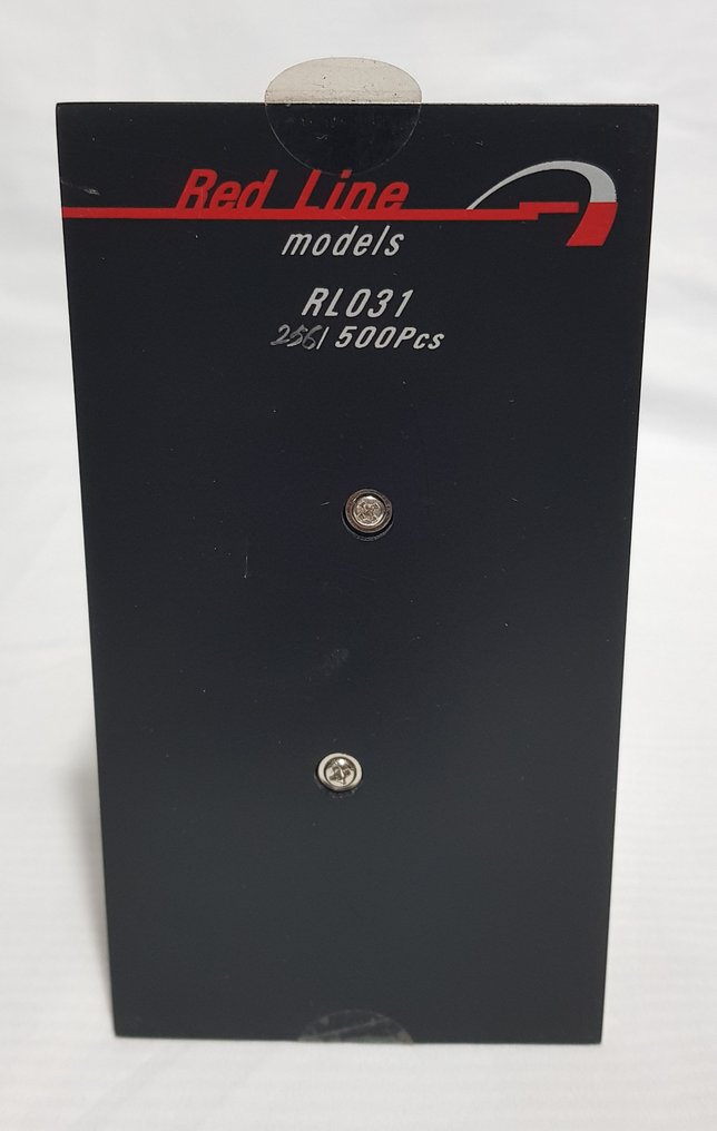 Red Line models 1:43 - Machetă mașină - Ferrari Enzo Silver #4.3