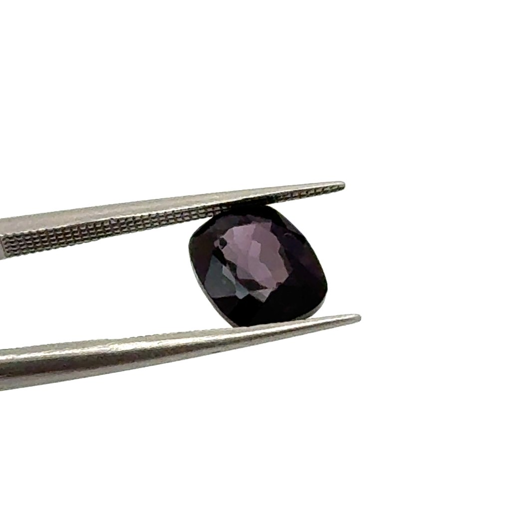 Utan reservationspris Grå Spinell - 1.55 ct - International Gemological Institute (IGI) #1.0